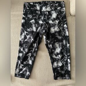 Under Armour Tie Dye Crop Legging